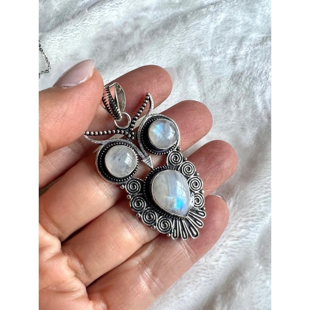925 OWL Spirit Guide Rainbow Flash Moonstone Pendant Necklace